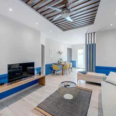 Polis Apartment Ermoupoli