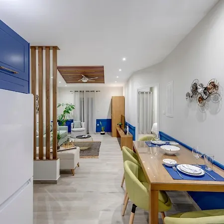 Polis Apartment *