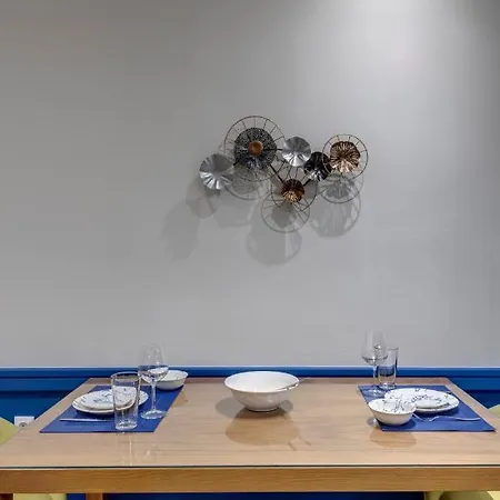 Apartment Polis