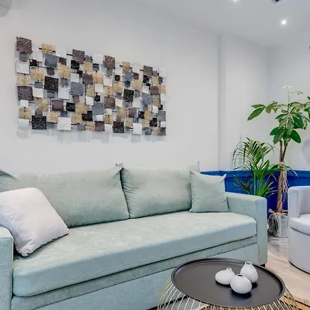 Apartment Polis *