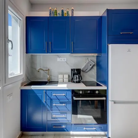 Polis 아파트 에르무폴리