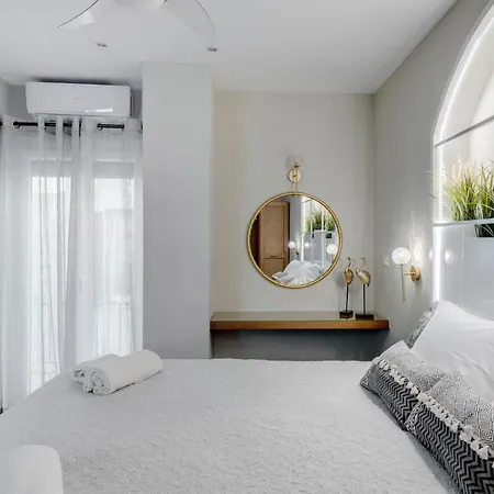 Polis 아파트 에르무폴리