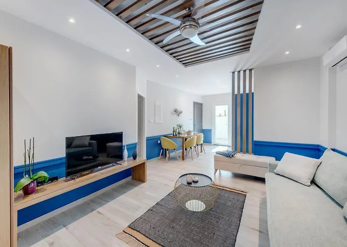 Polis Lejlighed Ermoupoli